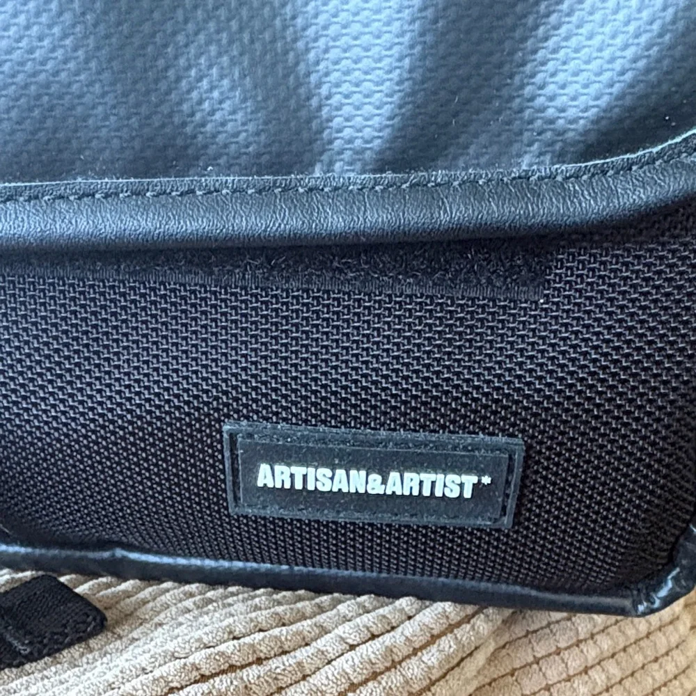Artisan & Artist Waterproof Camera Bag WCAM-7500 Made in Japan